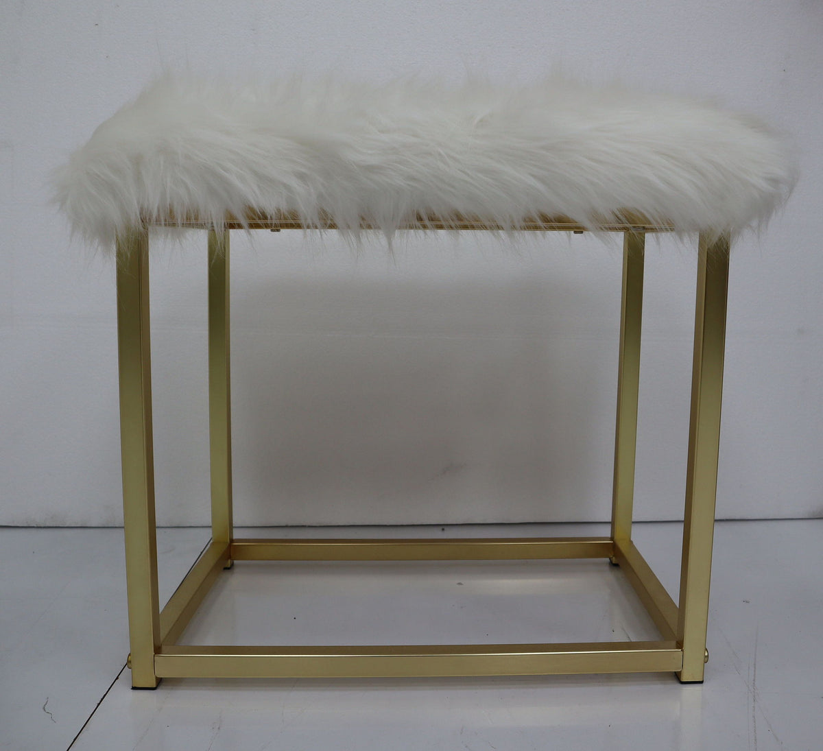 Adao - Vanity Mirror & Stool - Faux Fur, Mirror, White & Brass