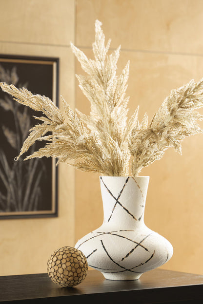 Brockford - Vase - Cream / Black / Brown