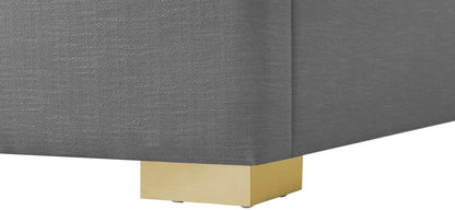 Royce - Bed