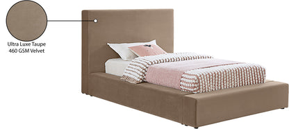 Dorian - Upholstered Bed