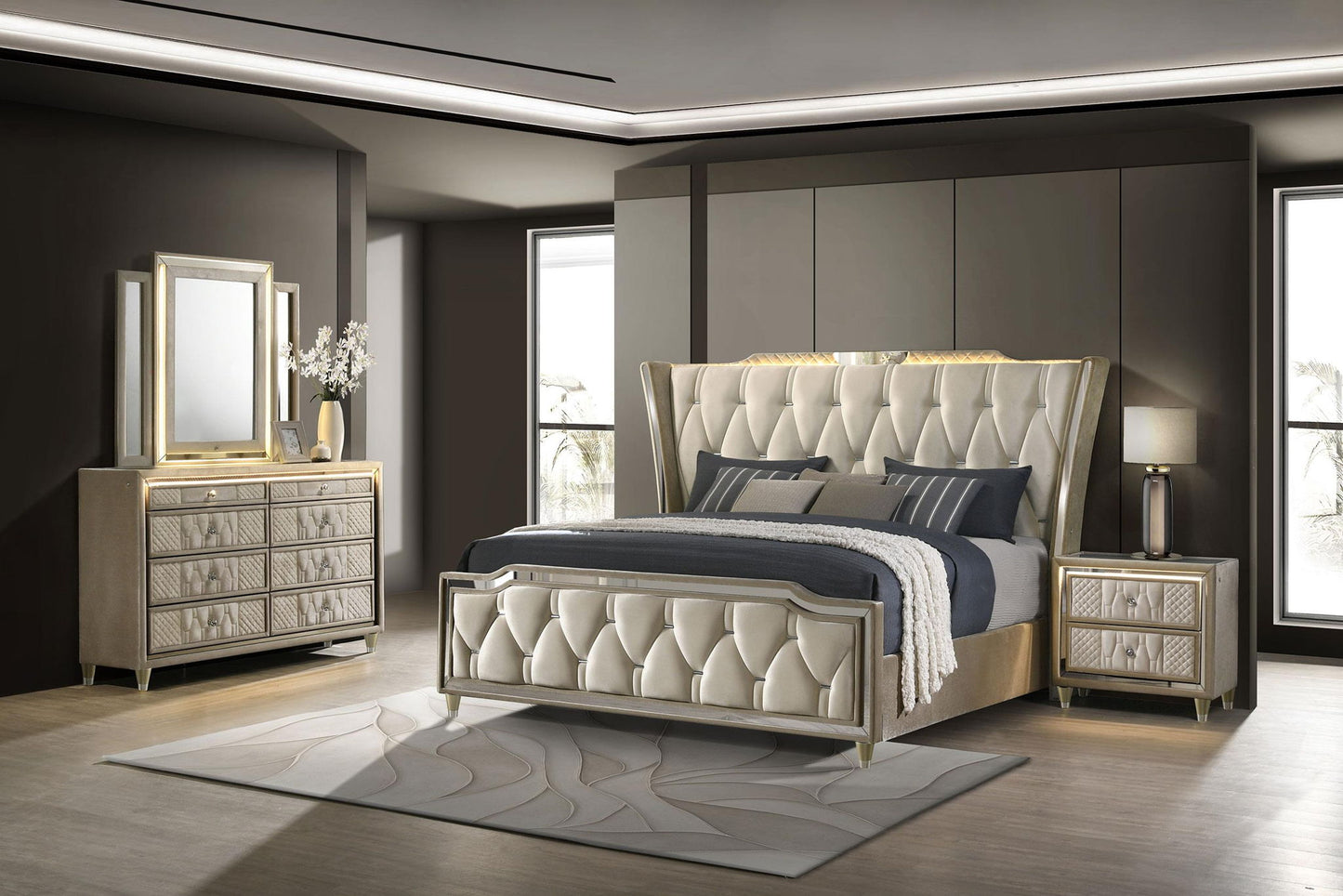 Lorient 4-piece Eastern King Bedroom Set Ivory and Camel