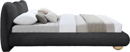 Hyde - Bed