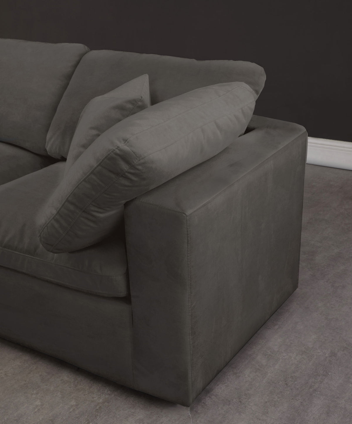 Cozy - 5 Piece Modular Sectional With Chaise