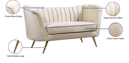Margo - Loveseat