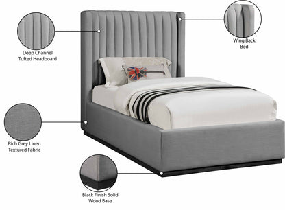 Logan - Bed