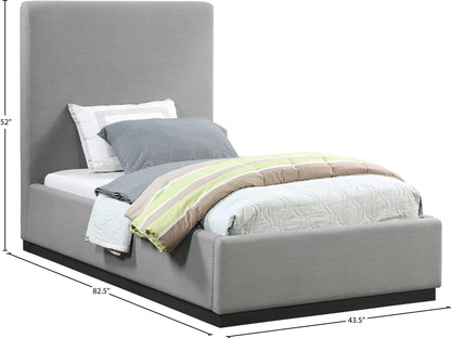 Alfie - Bed