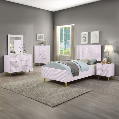 Gaines - Dresser