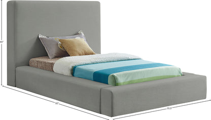Devin - Bed