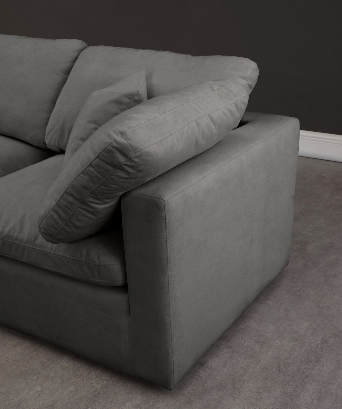 Plush - 6 Piece Modular Sectional
