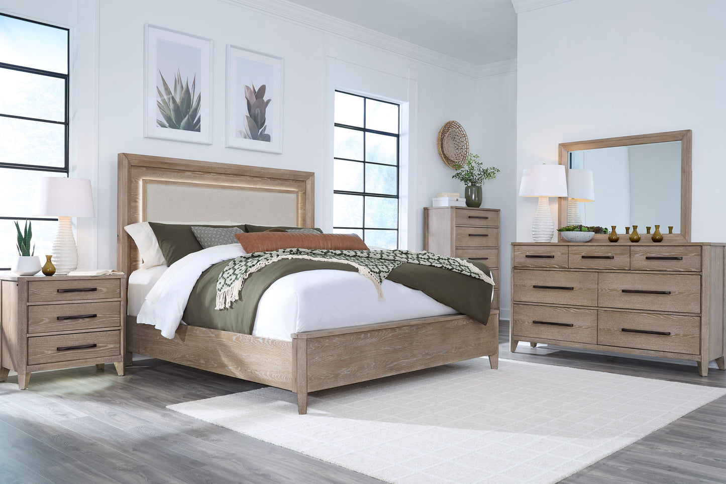 Breckenridge - 5 Drawer Chest - Brown