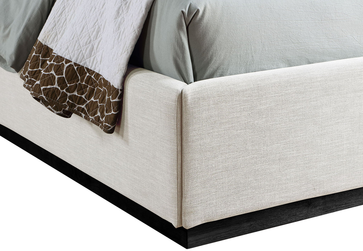 Flynn - Bed