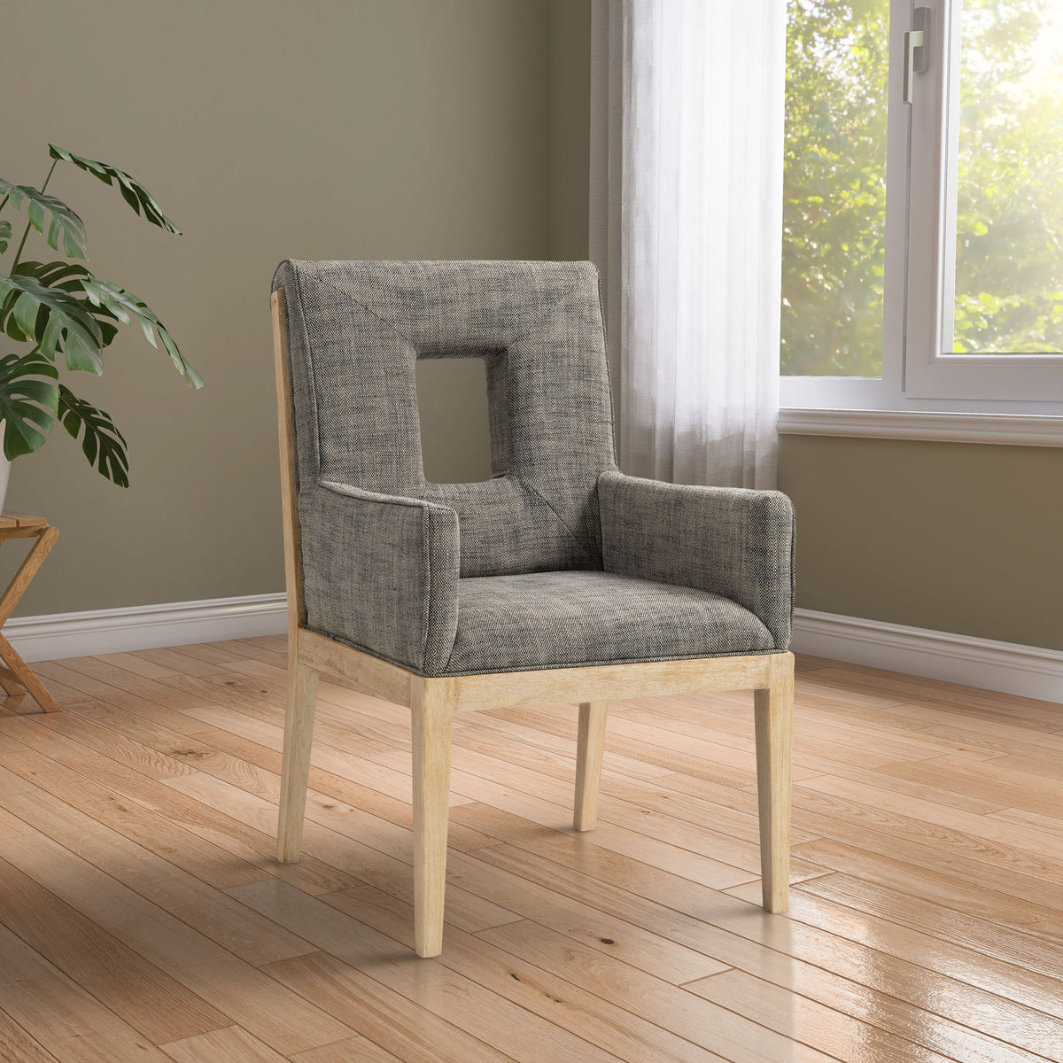 Gwendolyn - Dining Arm Chair With Natural Frame