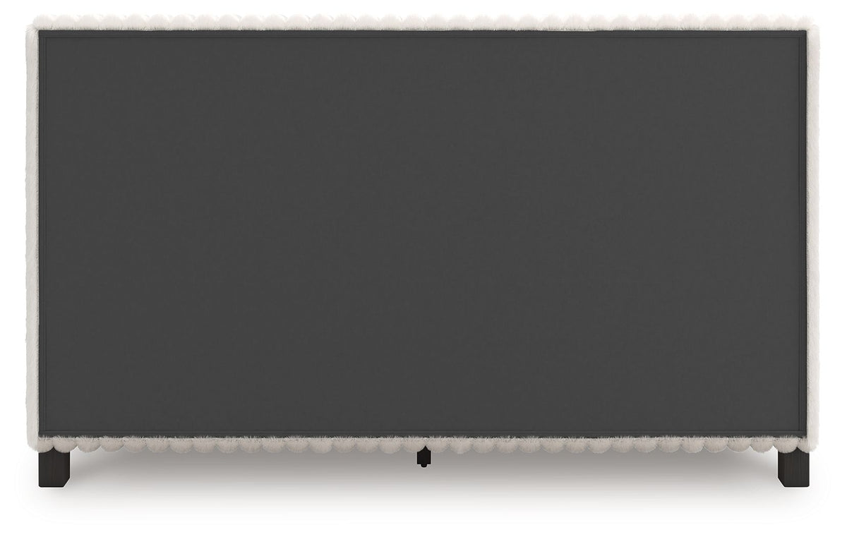 Zuraleus - Upholstered Bedroom Set