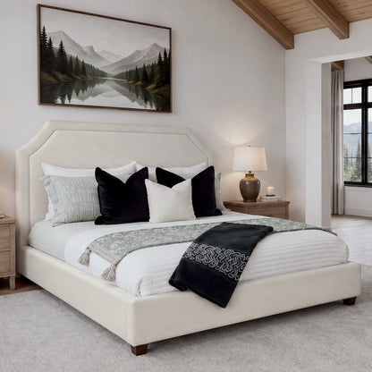 Gwen - Bed