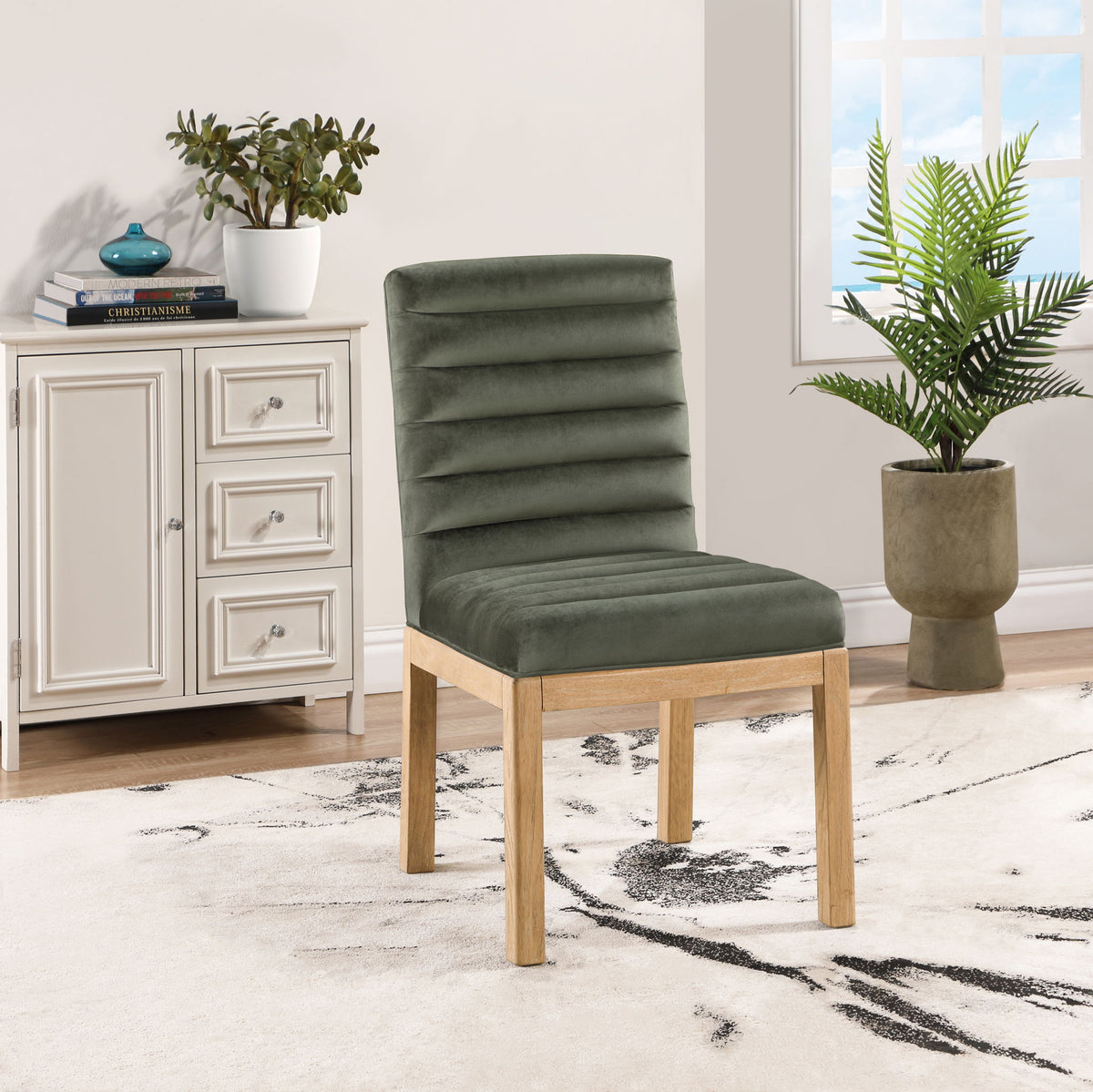 Evelyn - Dining Chair With Natural Legs