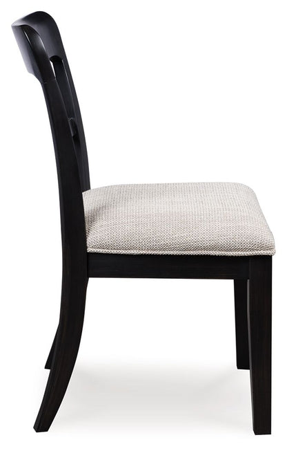 Greddinton - Extension Dining Table Set