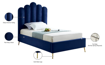 Lily - Bed