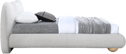 Hyde - Bed