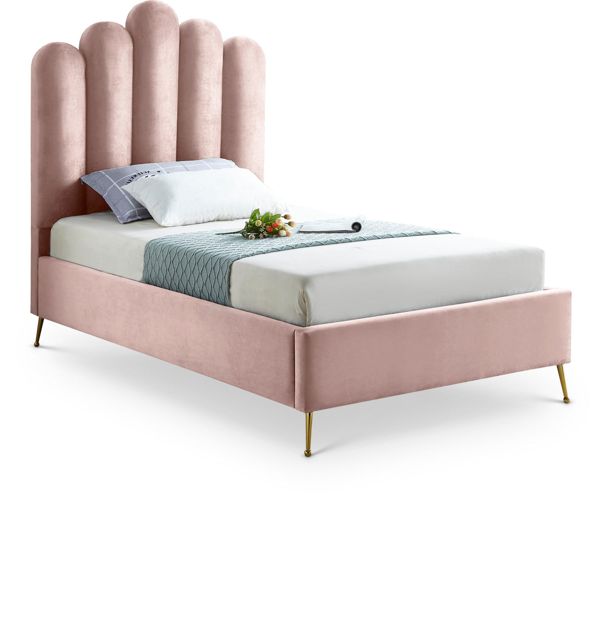 Lily - Bed