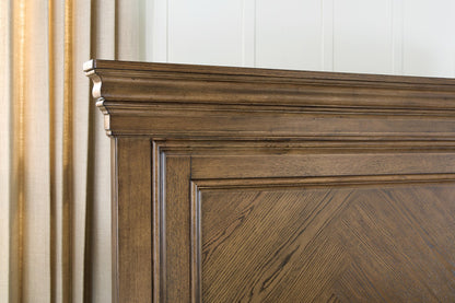 Karallin - Panel Storage Bed