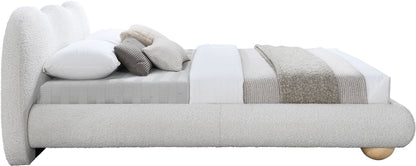 Hyde - Bed