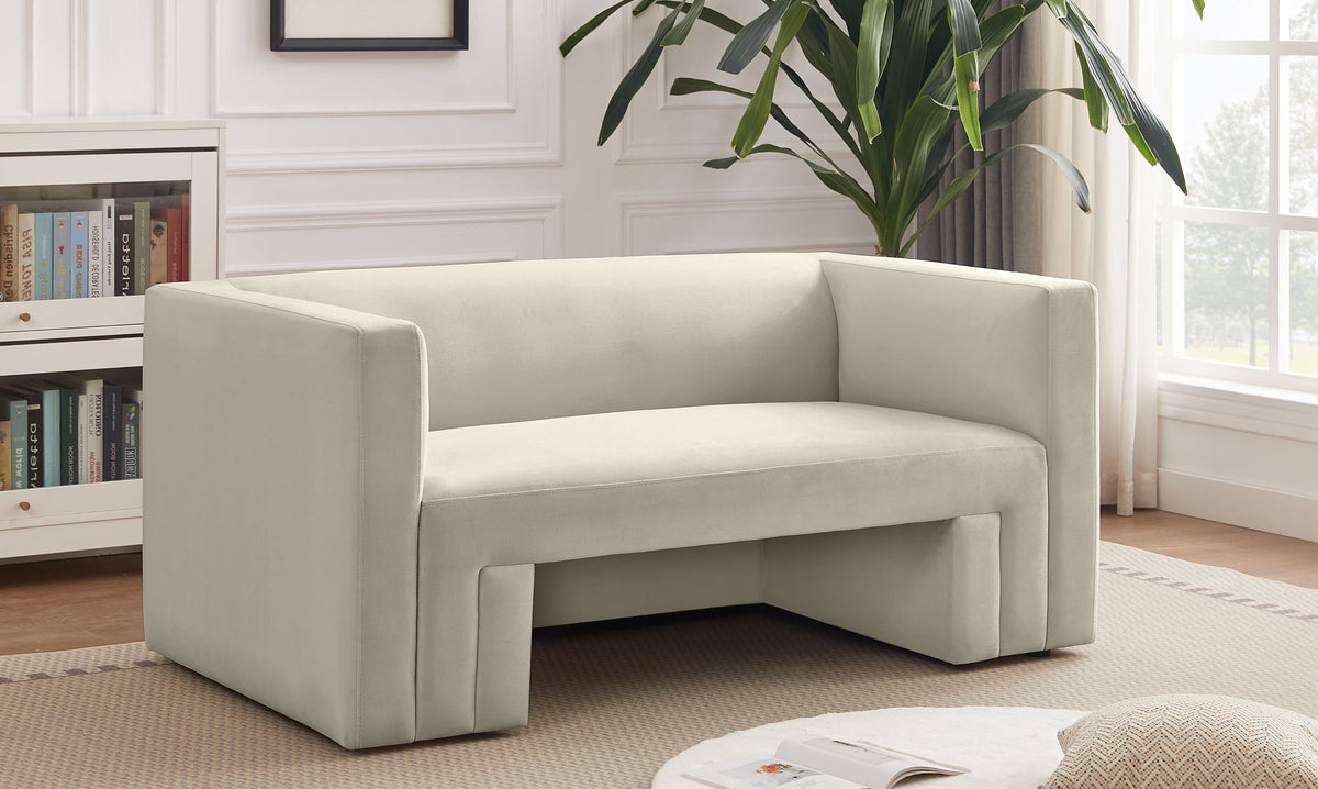 Henson - Loveseat
