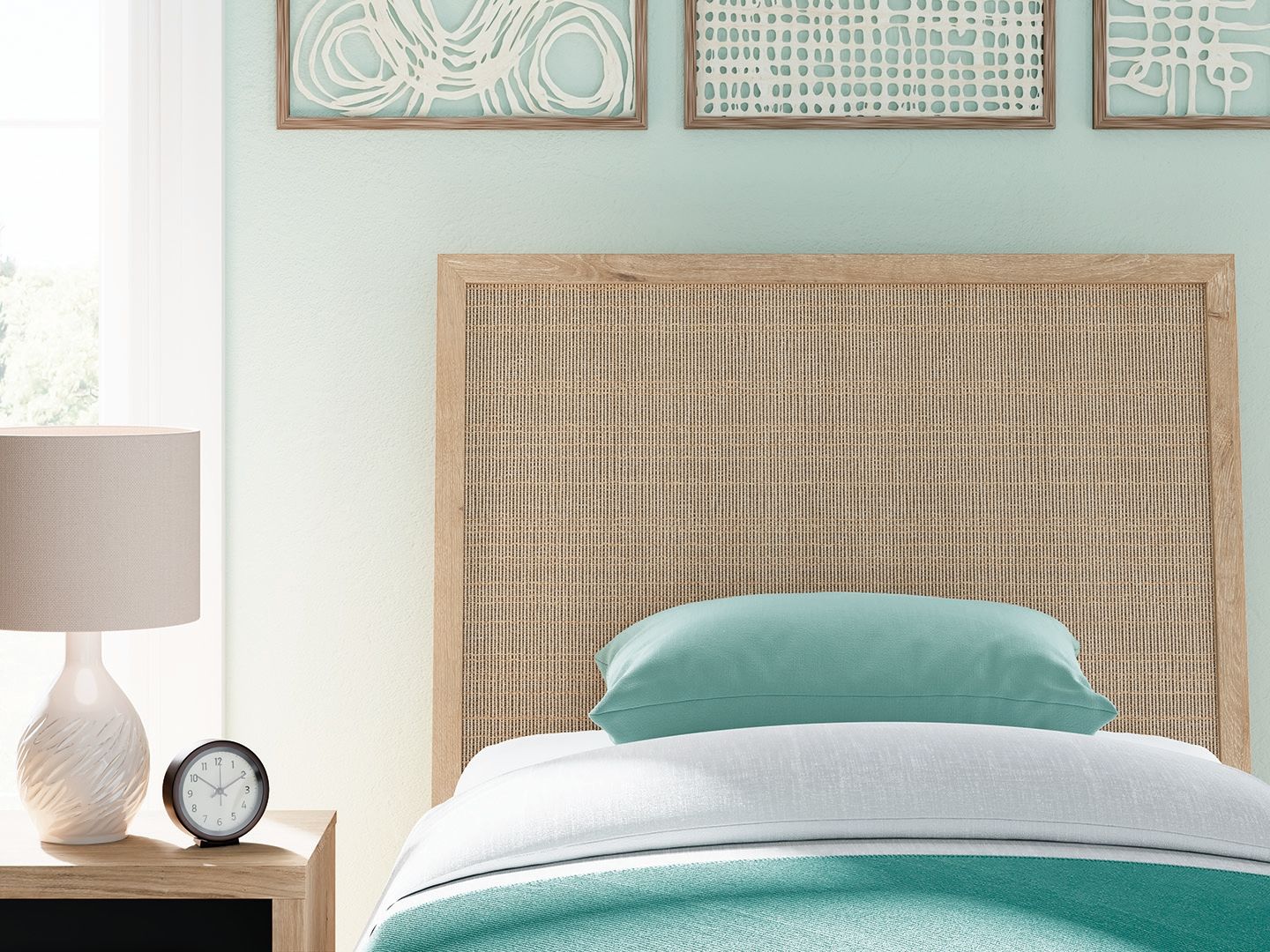 Cielden - Panel Bed