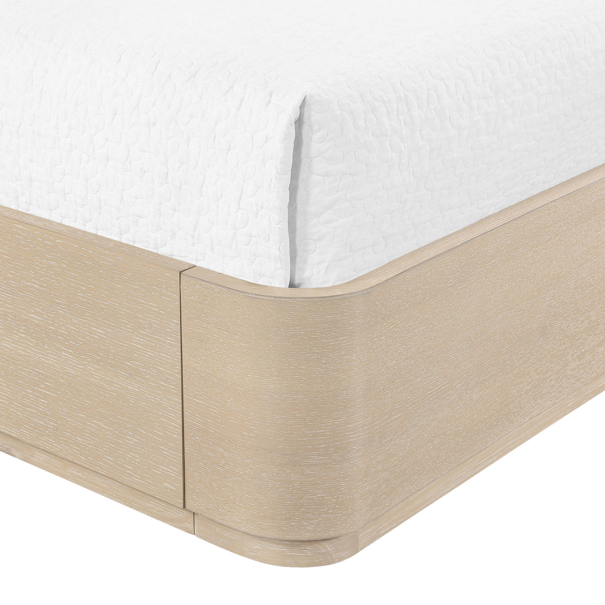 Tiberio - Textured Fabric Bed