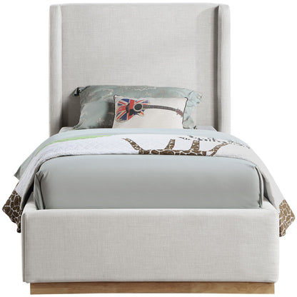 Flynn - Bed