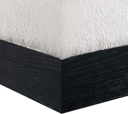 Havre - Ottoman / Stool With Black Base