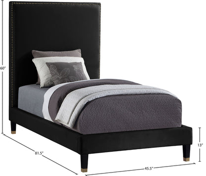Harlie - Bed