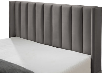 Nadia - Bed